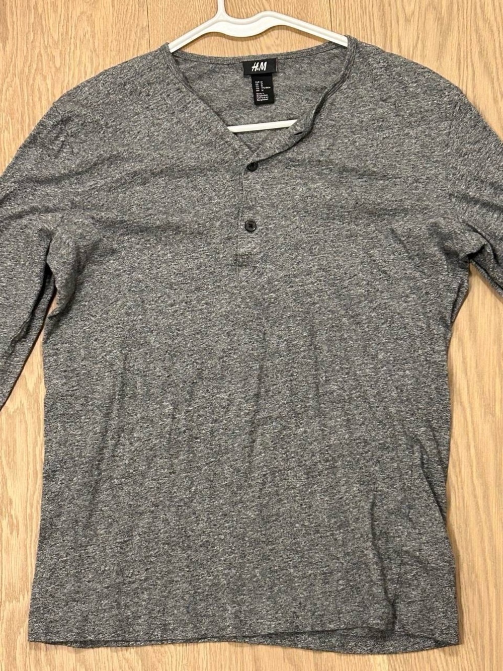 H&M Men's Heather Gray Long-Sleeve Henley Shirt